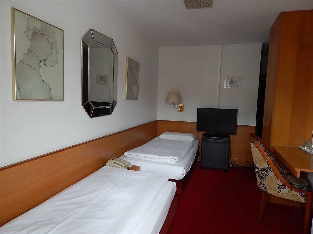 Hotel Montree Munich