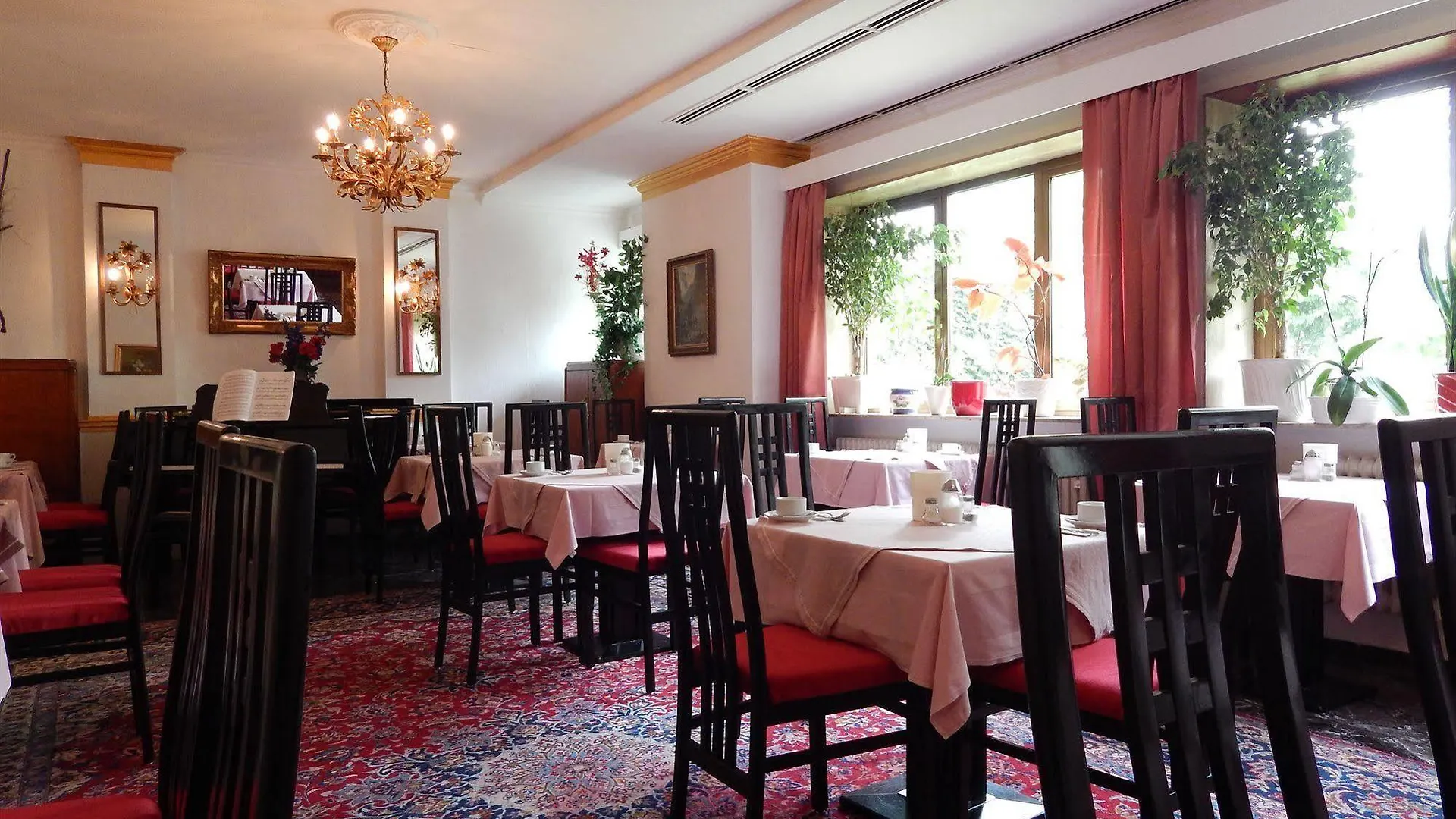 ***  Hotel Montree Munich Germany