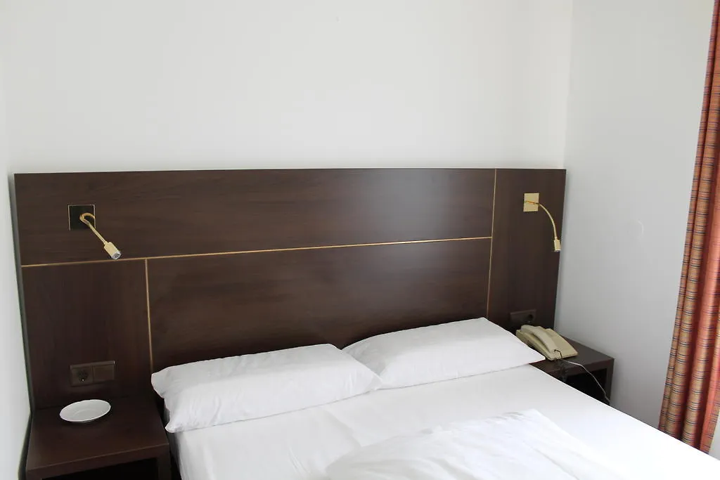 Hotel Montree Munich