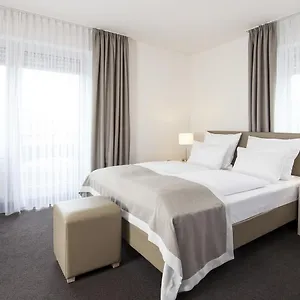 https://hotel-senator.getmunichhotels.com
